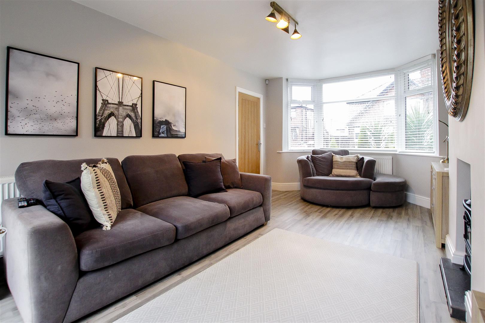 3 Bedroom Semi Detached House For Sale In Parkgate Drive Manchester M27 Keenans Estate Agents Ltd